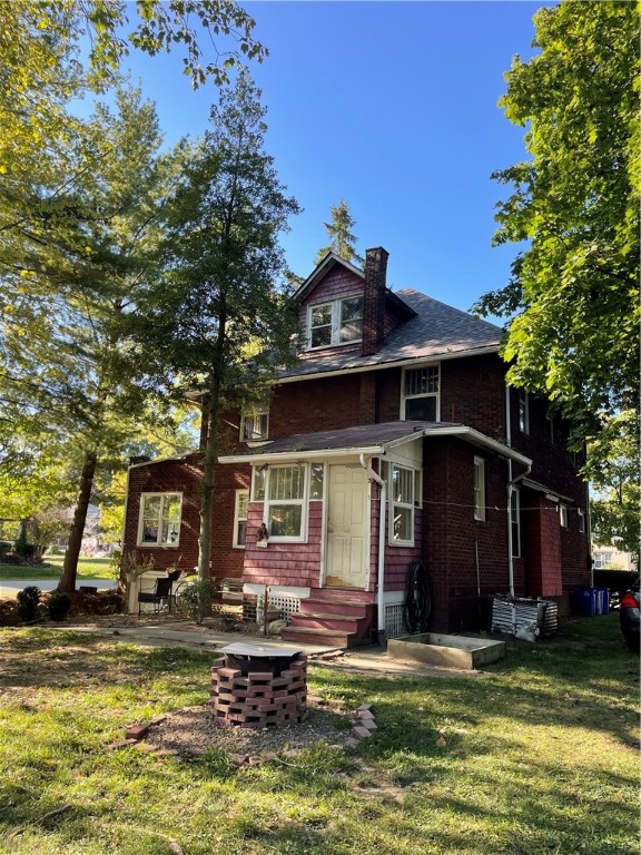 202 E Garfield Ave