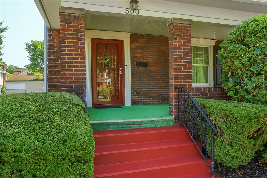 300 Wood St