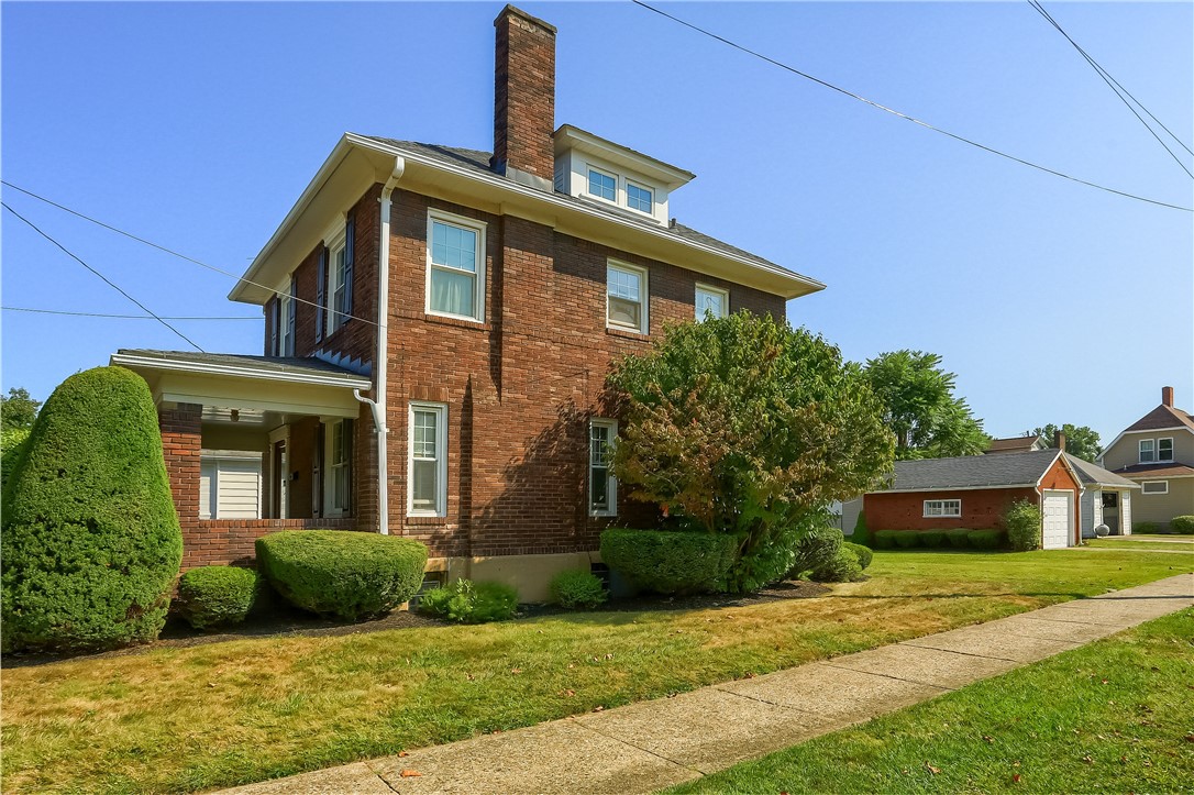 300 Wood St