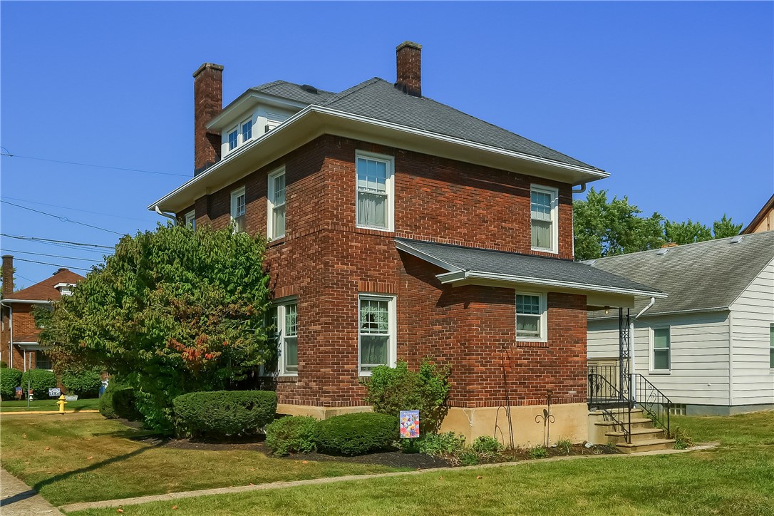 300 Wood St