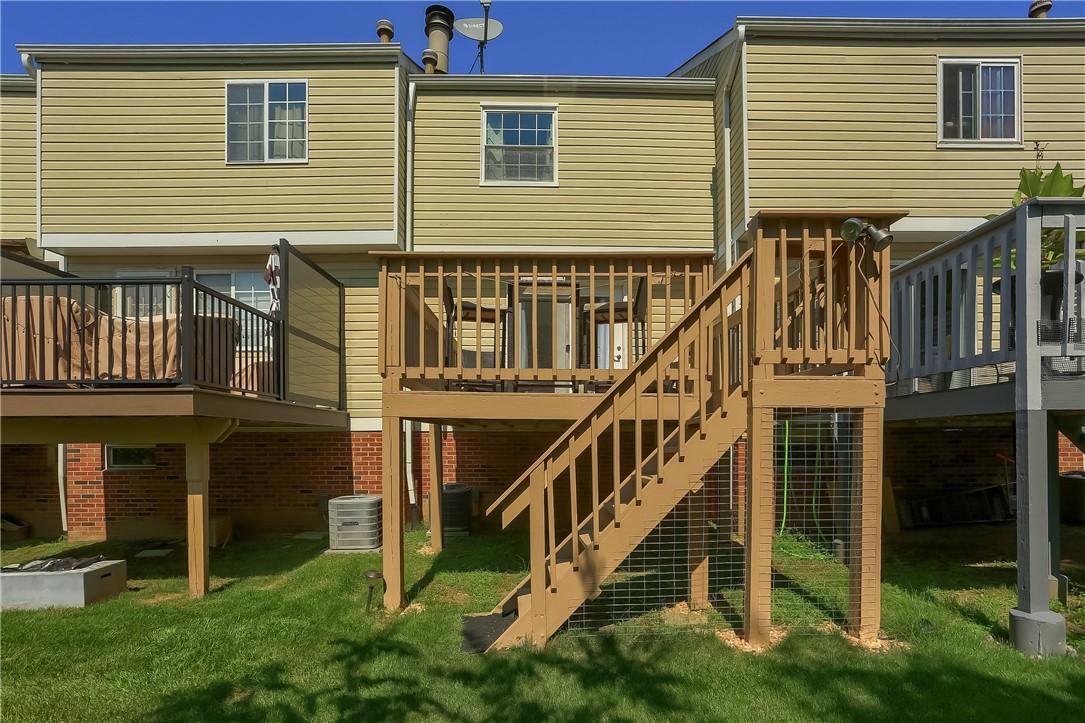 106 Rossmor Ct