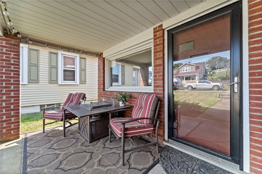 366 2nd Ave