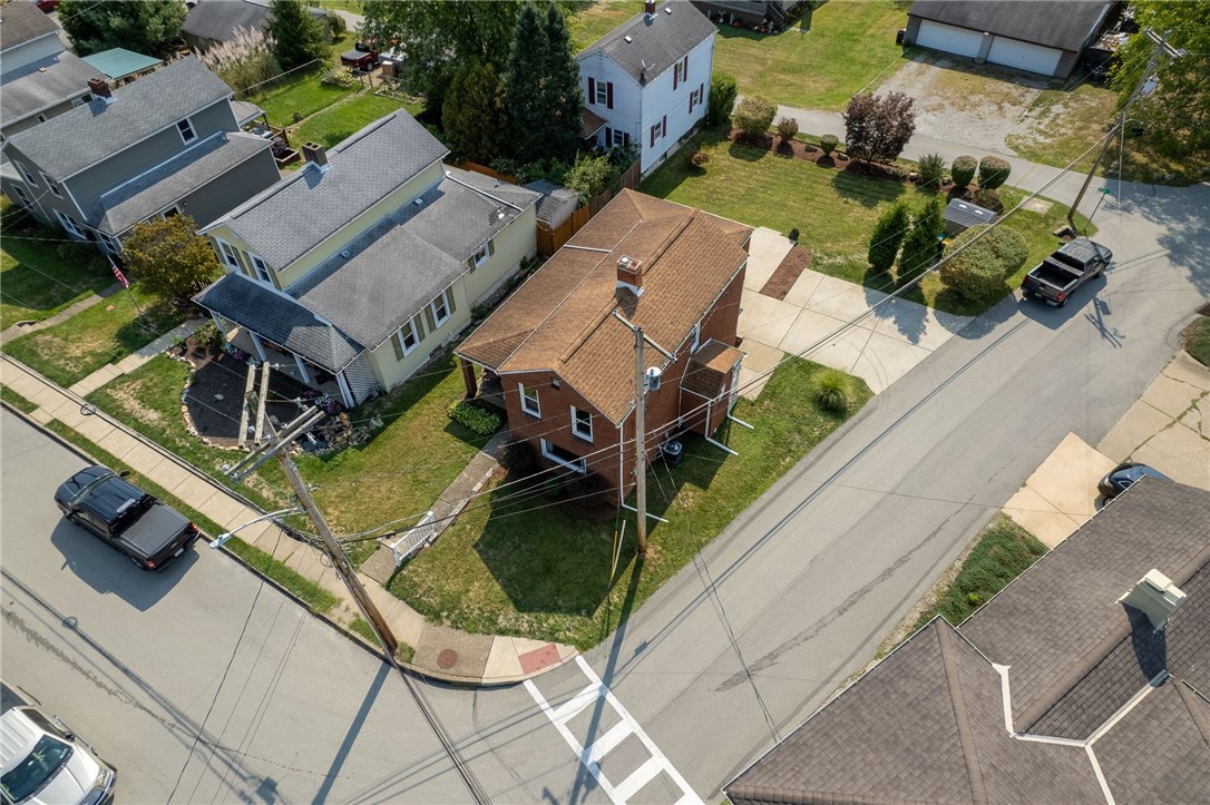 366 2nd Ave