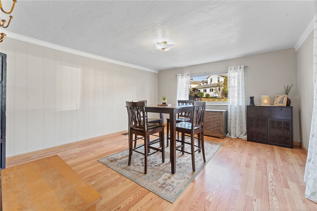 366 2nd Ave