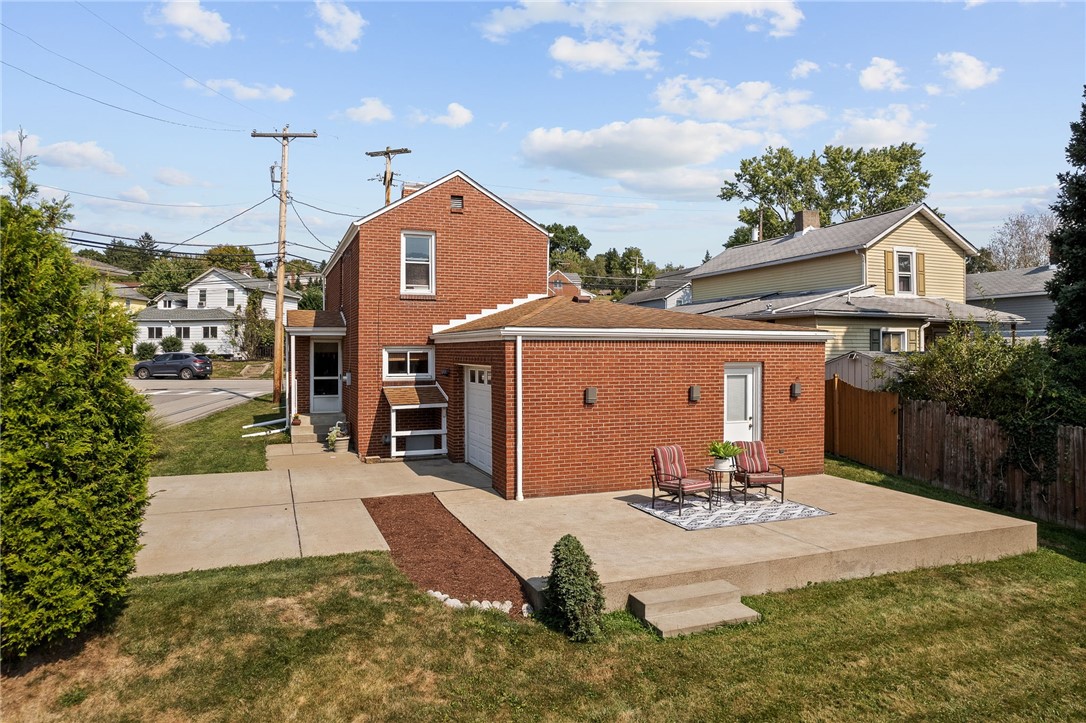 366 2nd Ave