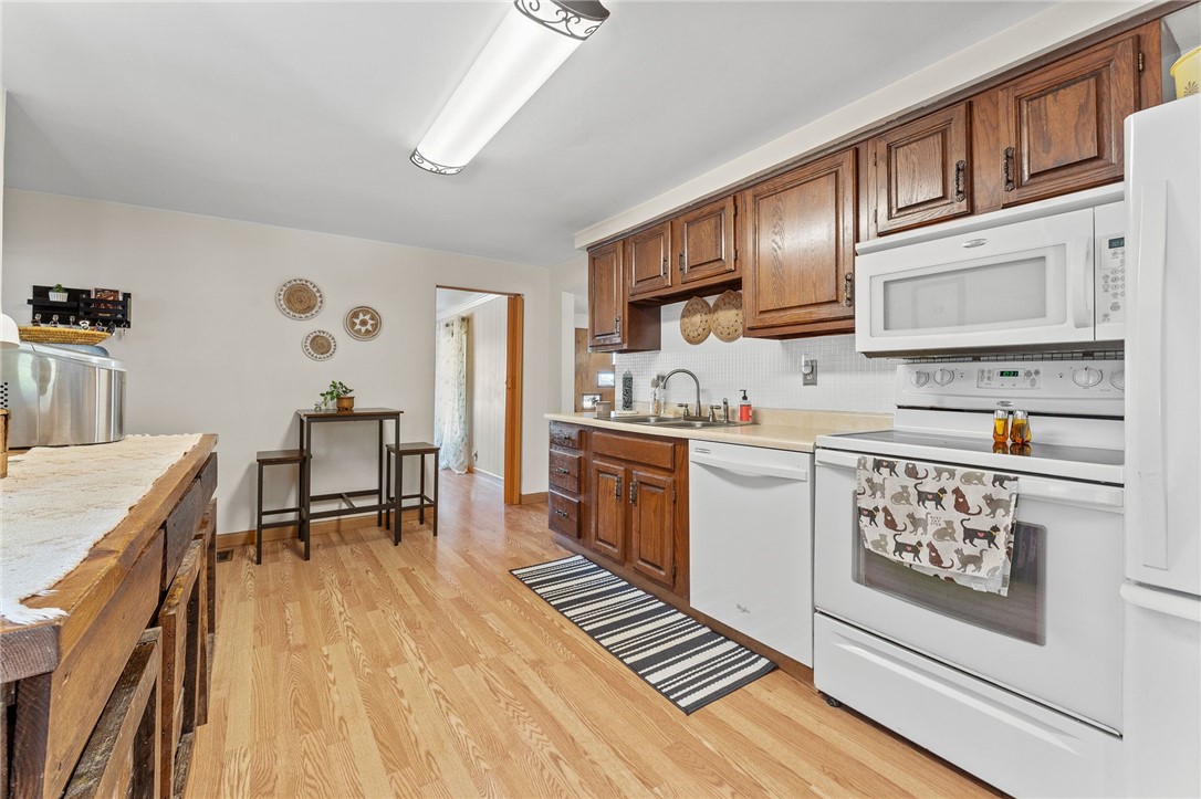 366 2nd Ave