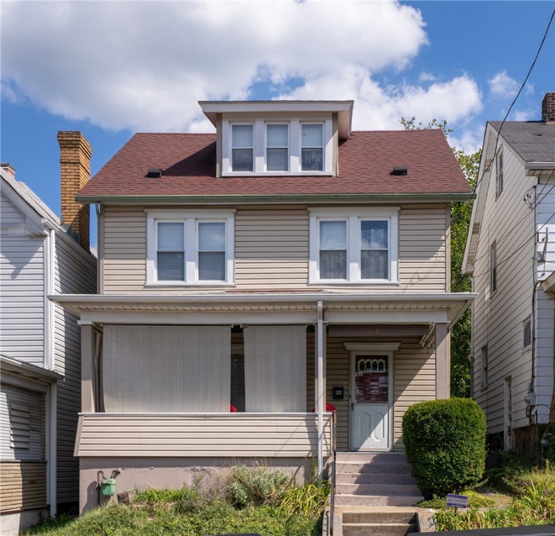 1211 Craig St