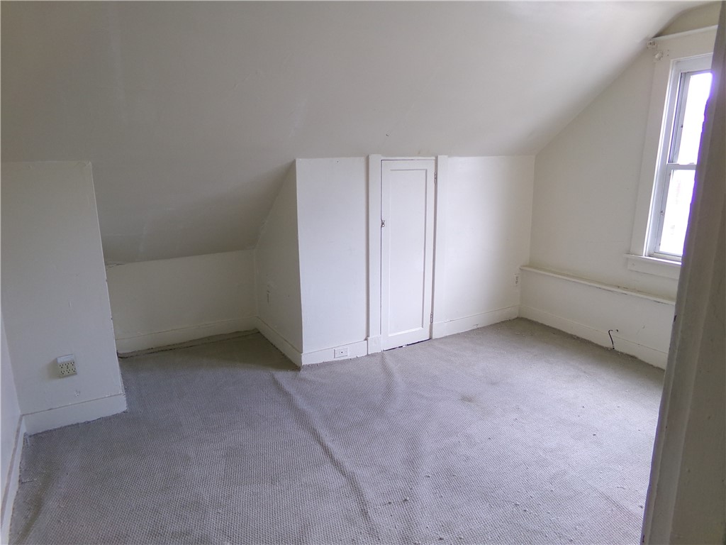 326 Center St