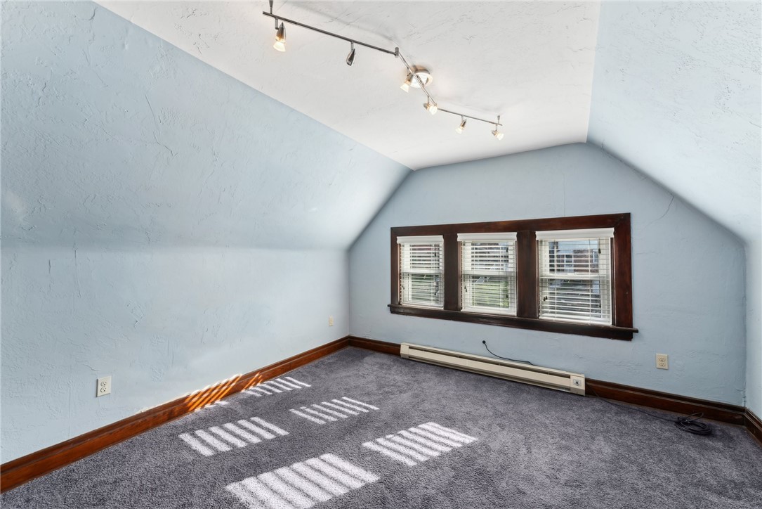 2808 Brentwood Ave
