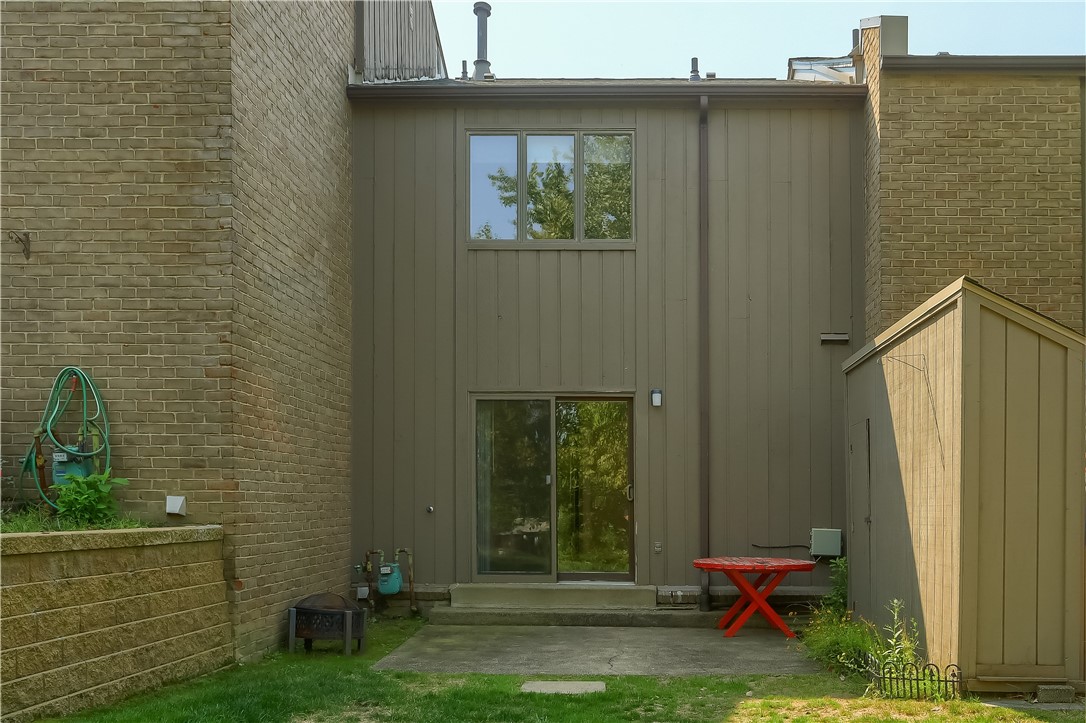 292 Elm Court