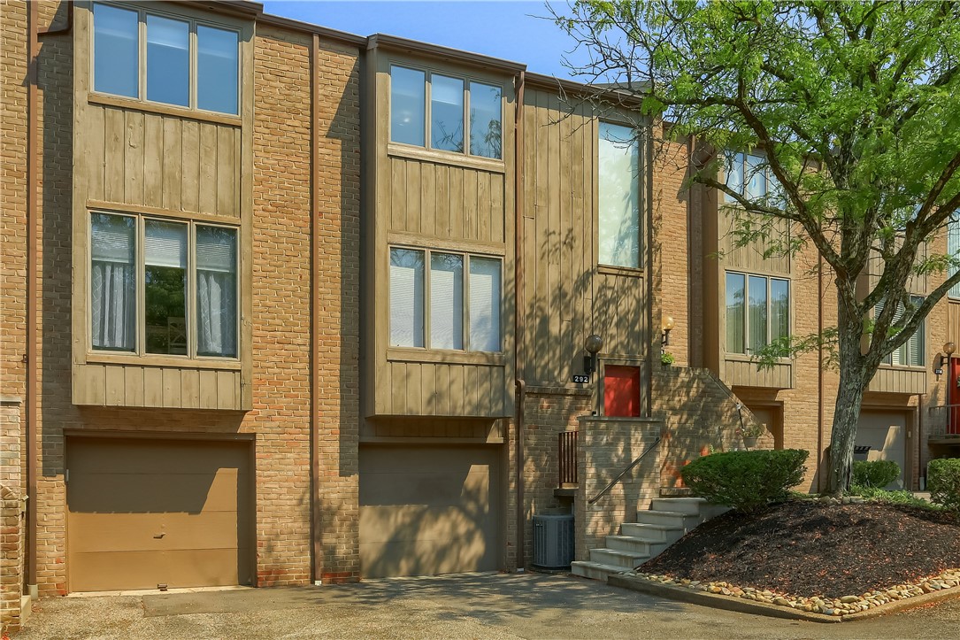 292 Elm Court