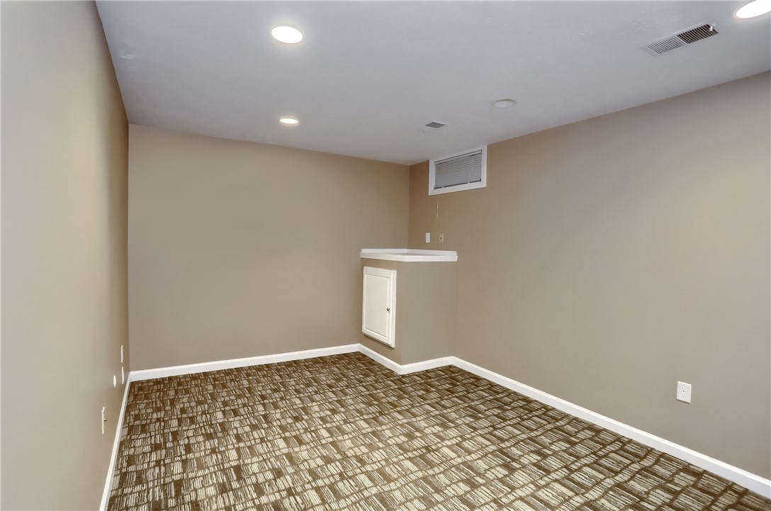 292 Elm Court