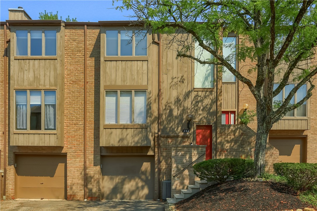 292 Elm Court