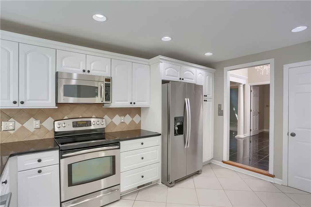 4193 Rothschild Ct