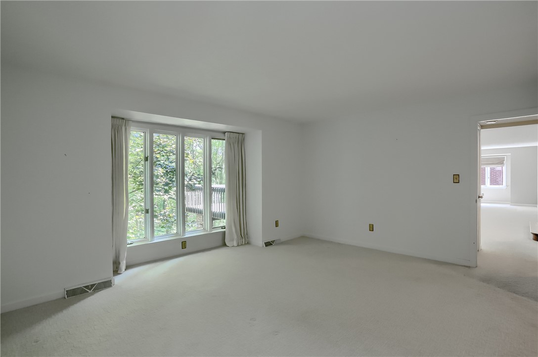 4193 Rothschild Ct
