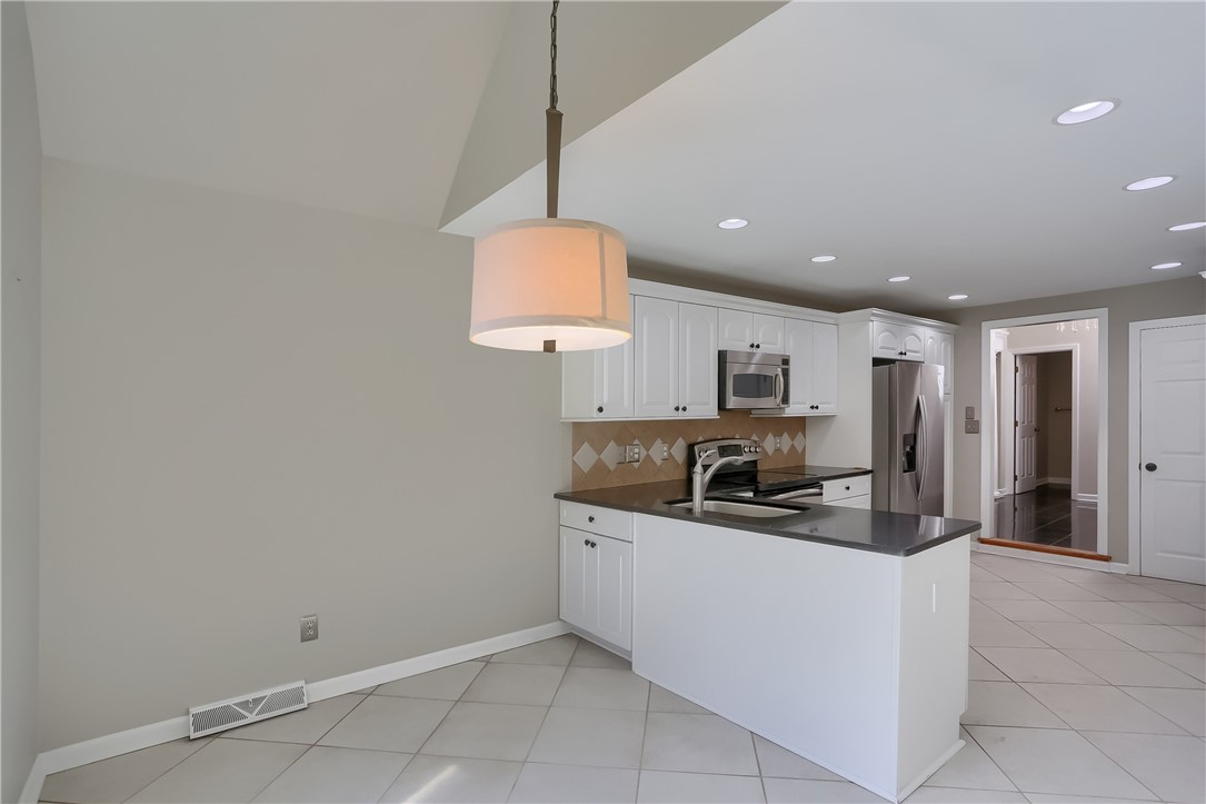 4193 Rothschild Ct