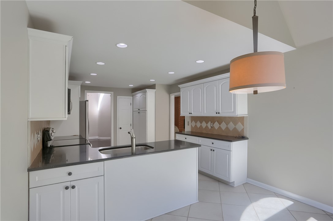 4193 Rothschild Ct