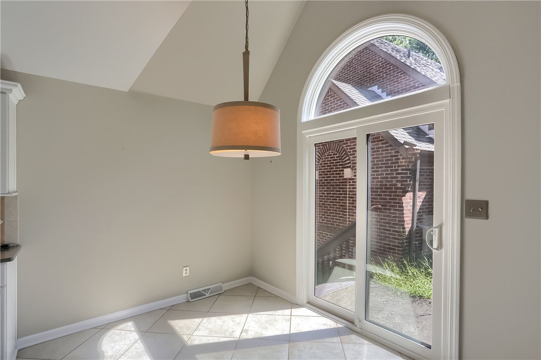 4193 Rothschild Ct