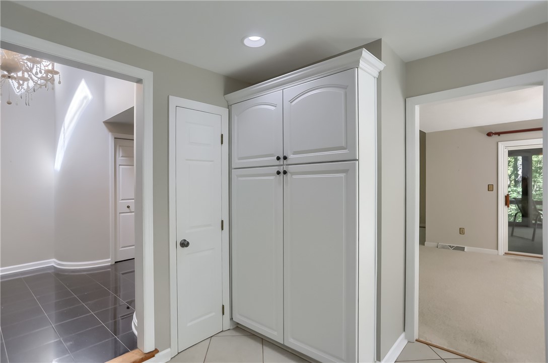4193 Rothschild Ct