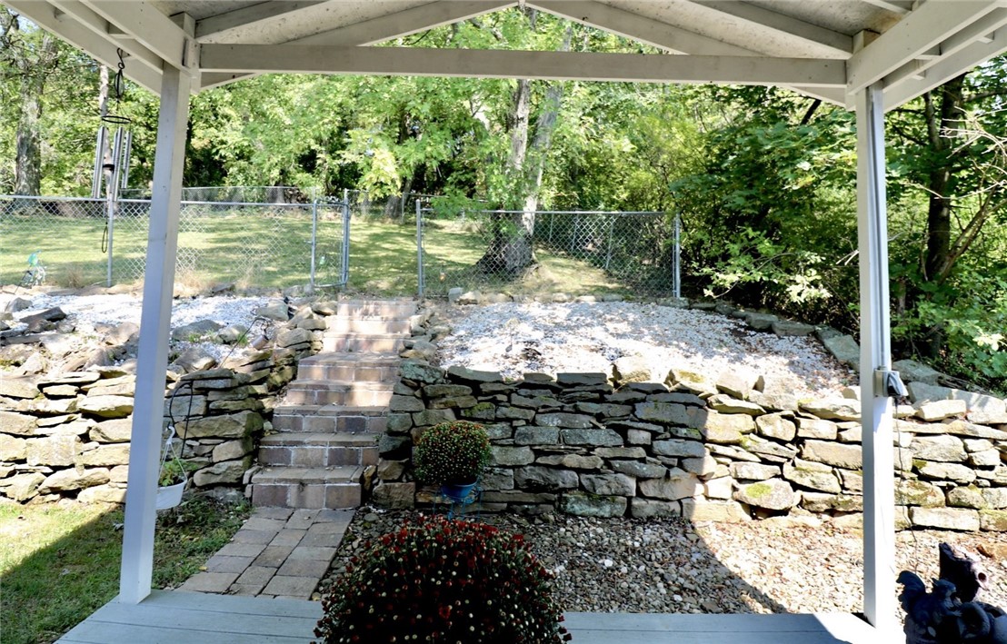 152 Margaret Dr