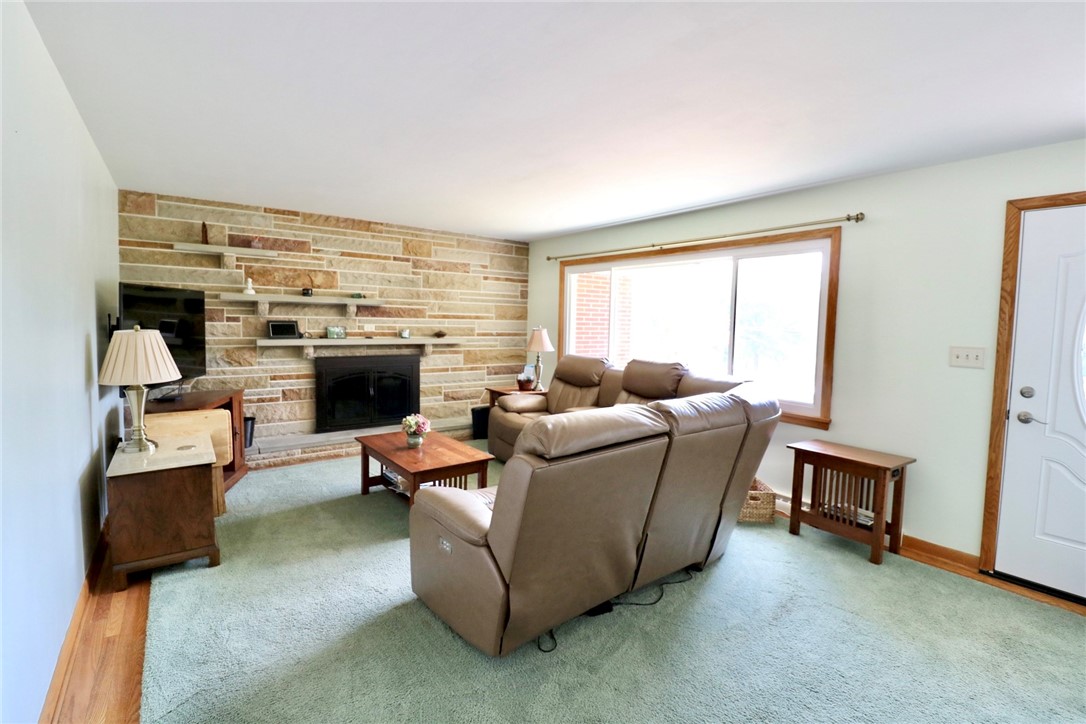 152 Margaret Dr