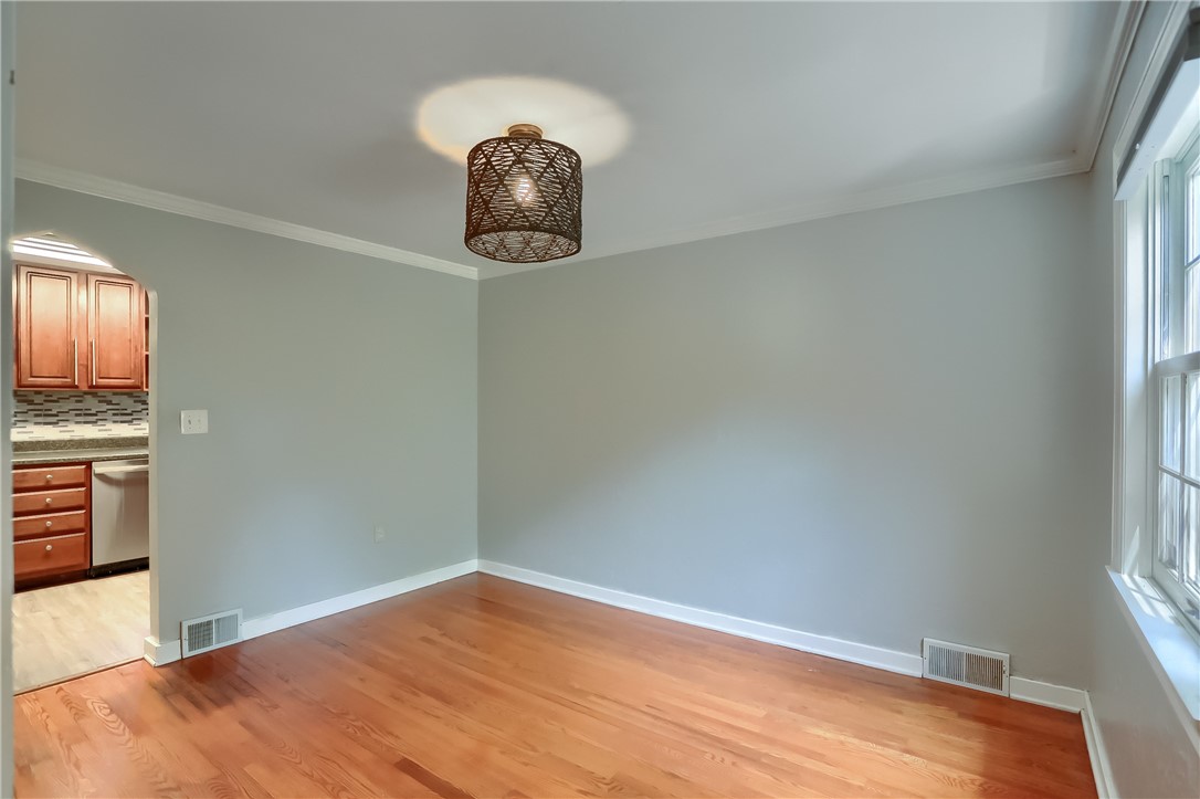 8995 Eastview Drive