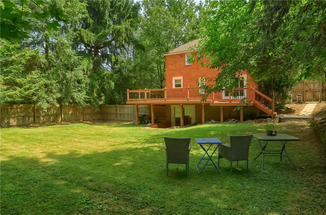 8995 Eastview Drive