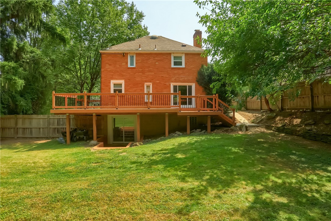 8995 Eastview Drive