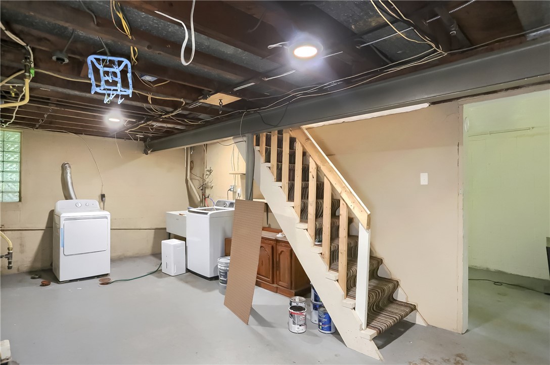 8995 Eastview Drive