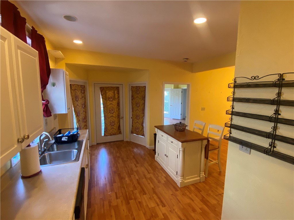322 E Main St