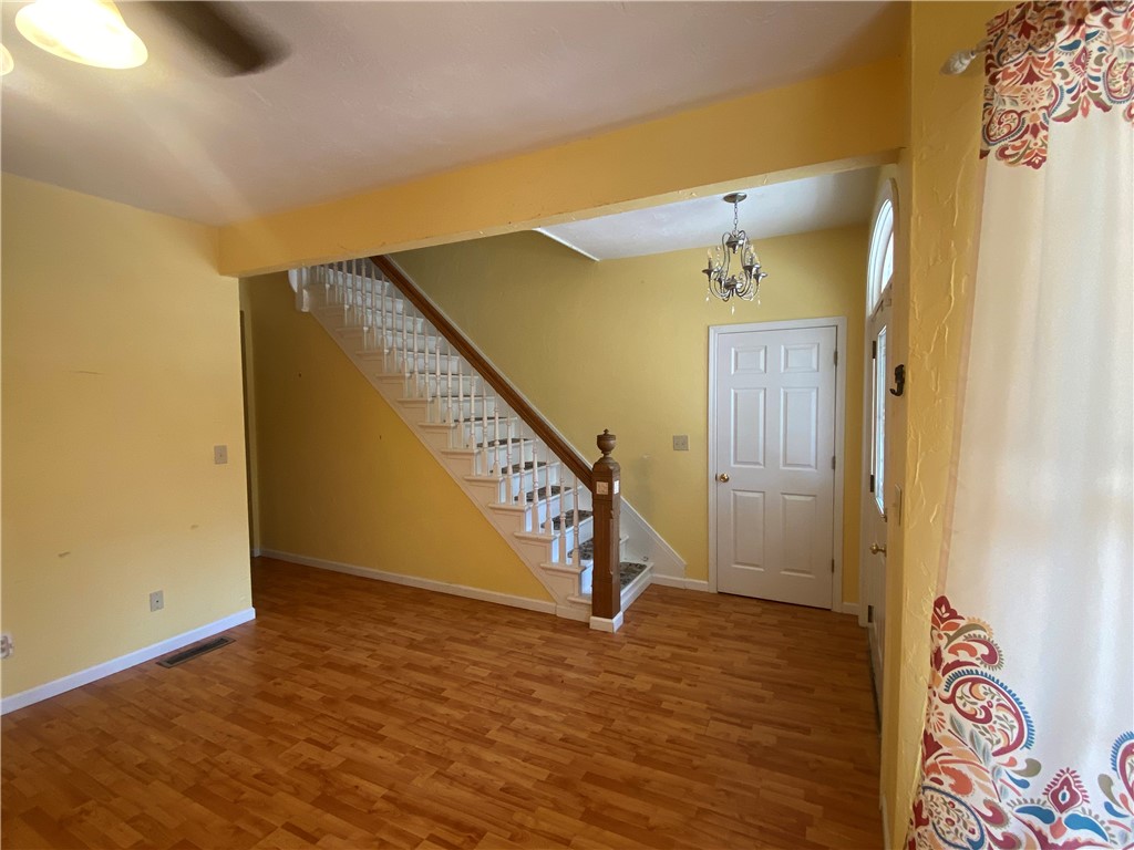 322 E Main St
