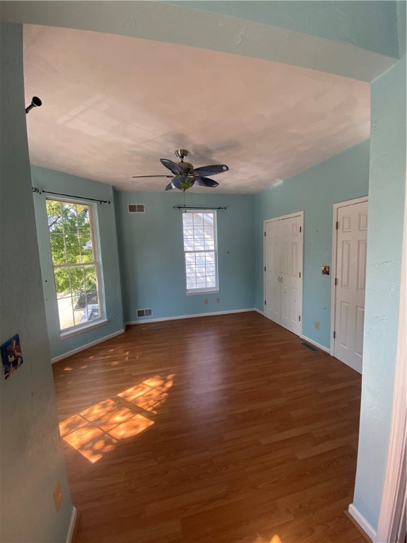 322 E Main St