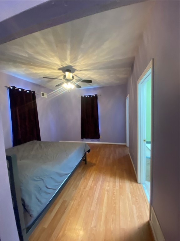 322 E Main St
