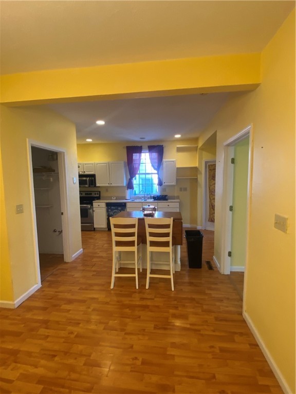 322 E Main St
