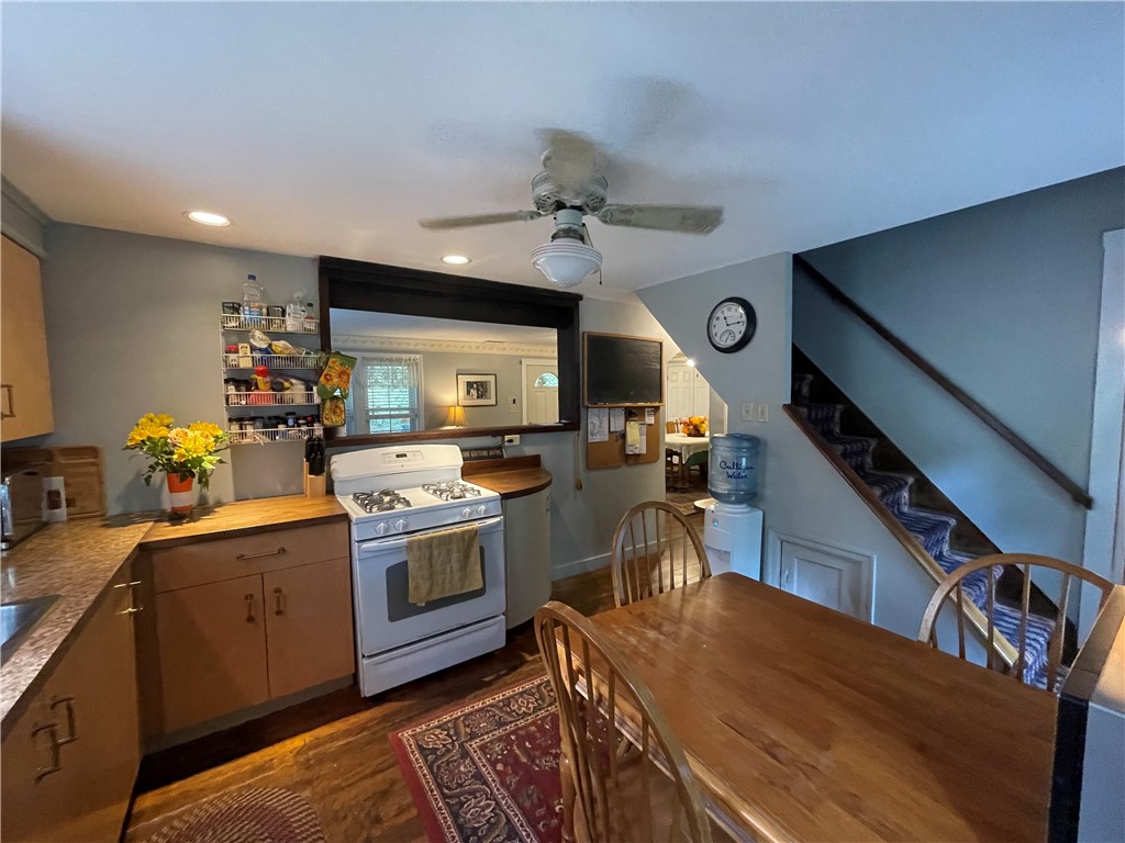132 Creek Dr