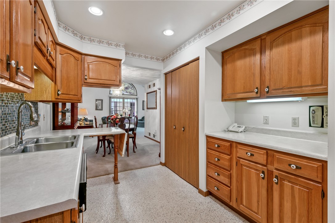 701 Dehaven Ct