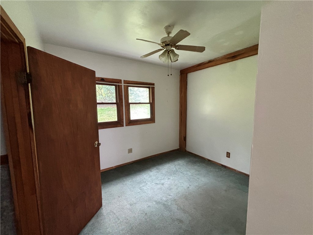 15 Beyrleye Ave