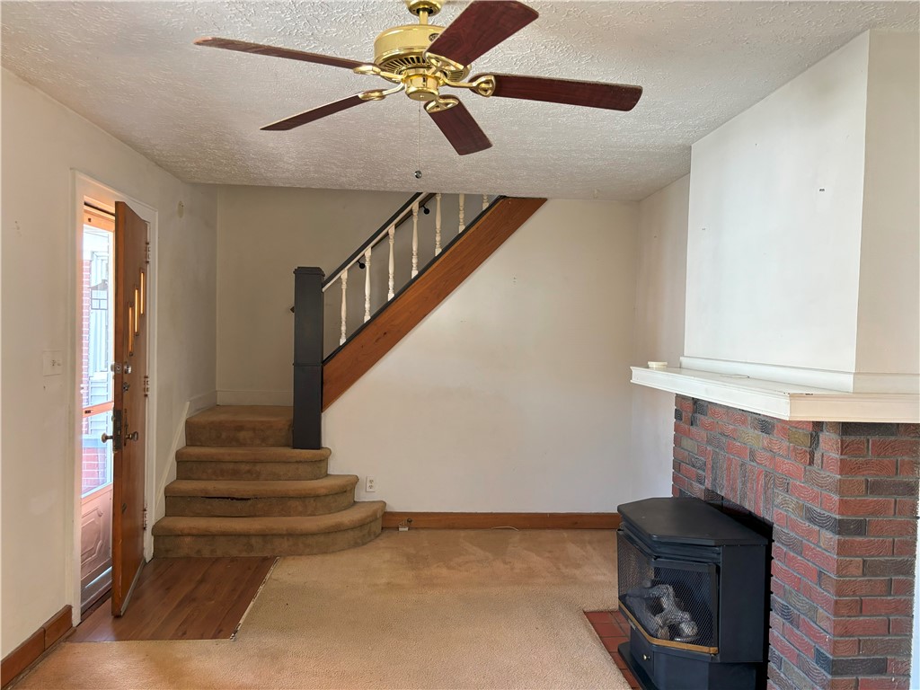 15 Beyrleye Ave