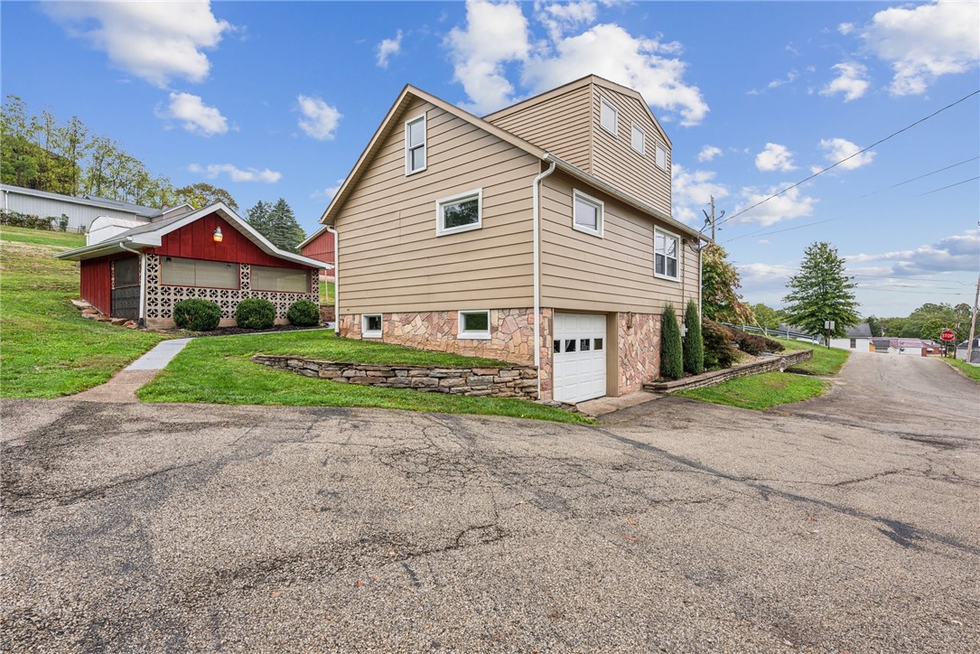 191 Kostella Hill Rd