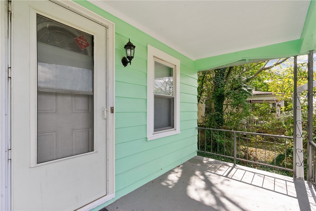 282 Plummer Ave
