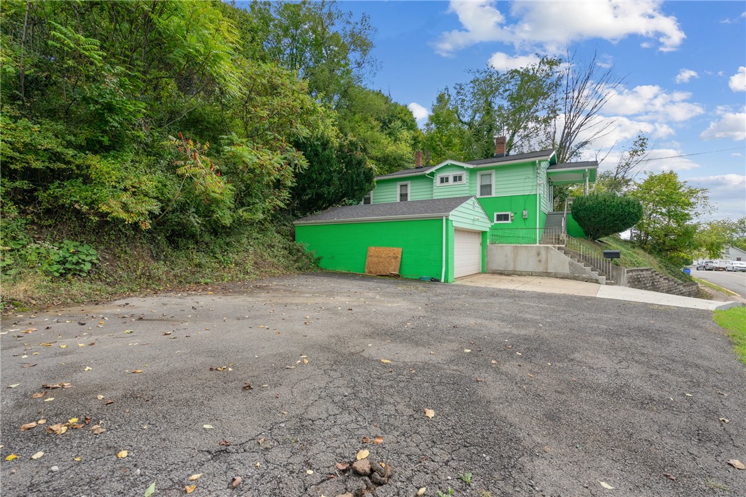 282 Plummer Ave
