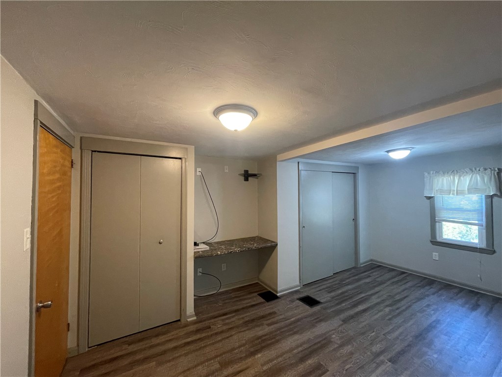 111 Old Grant Ave