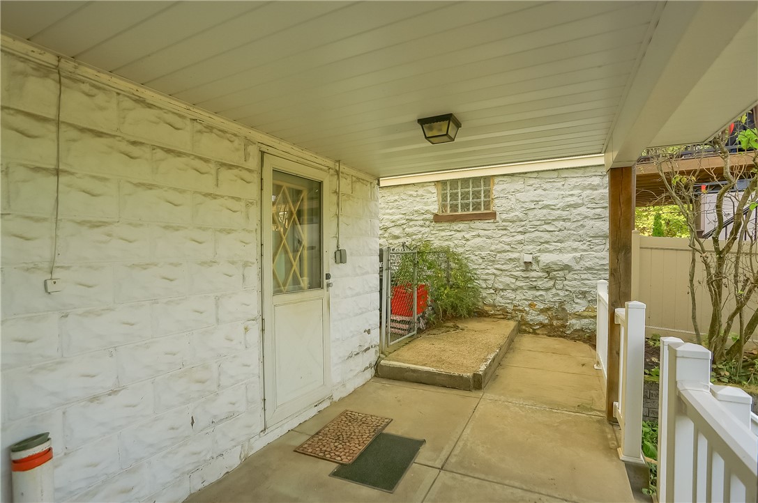 96 Ridgewood Ave