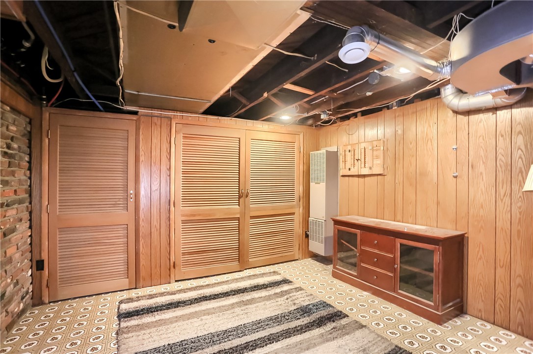 96 Ridgewood Ave