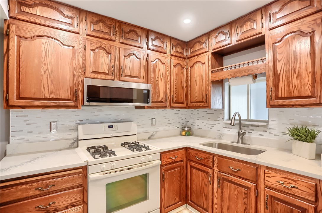 96 Ridgewood Ave