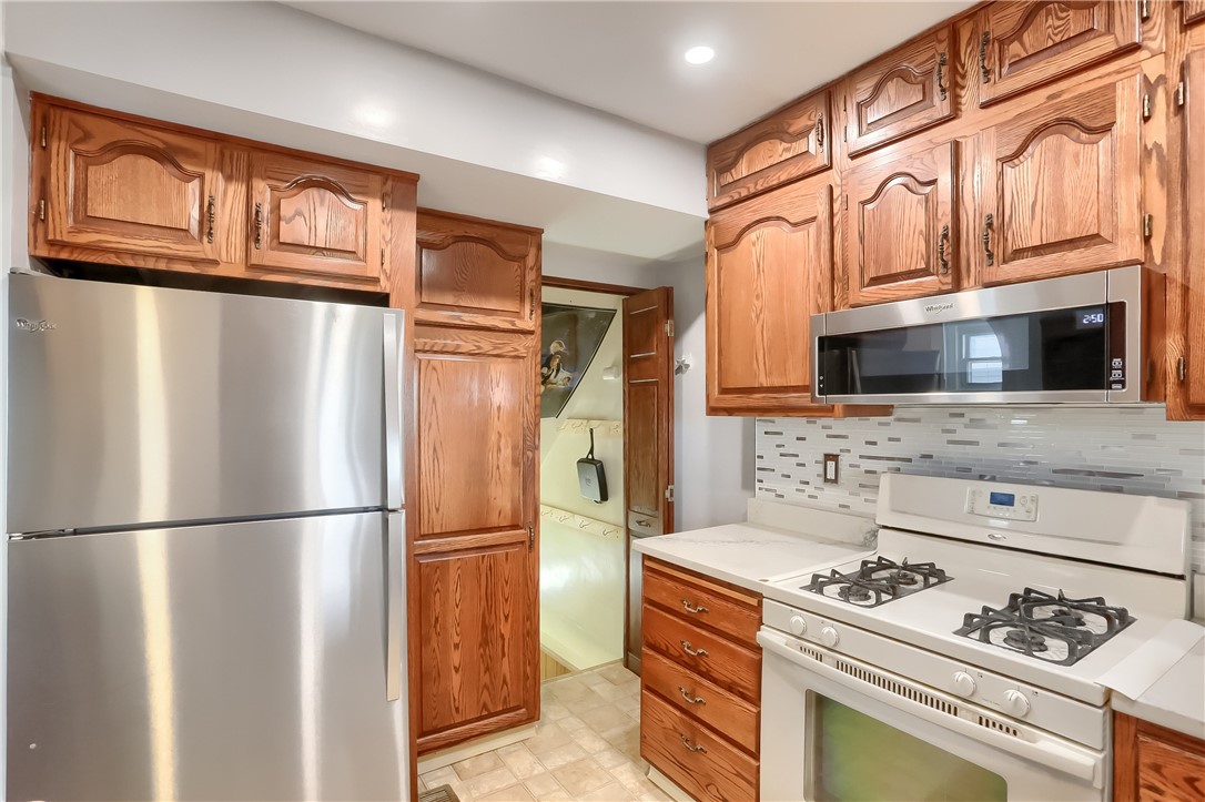 96 Ridgewood Ave