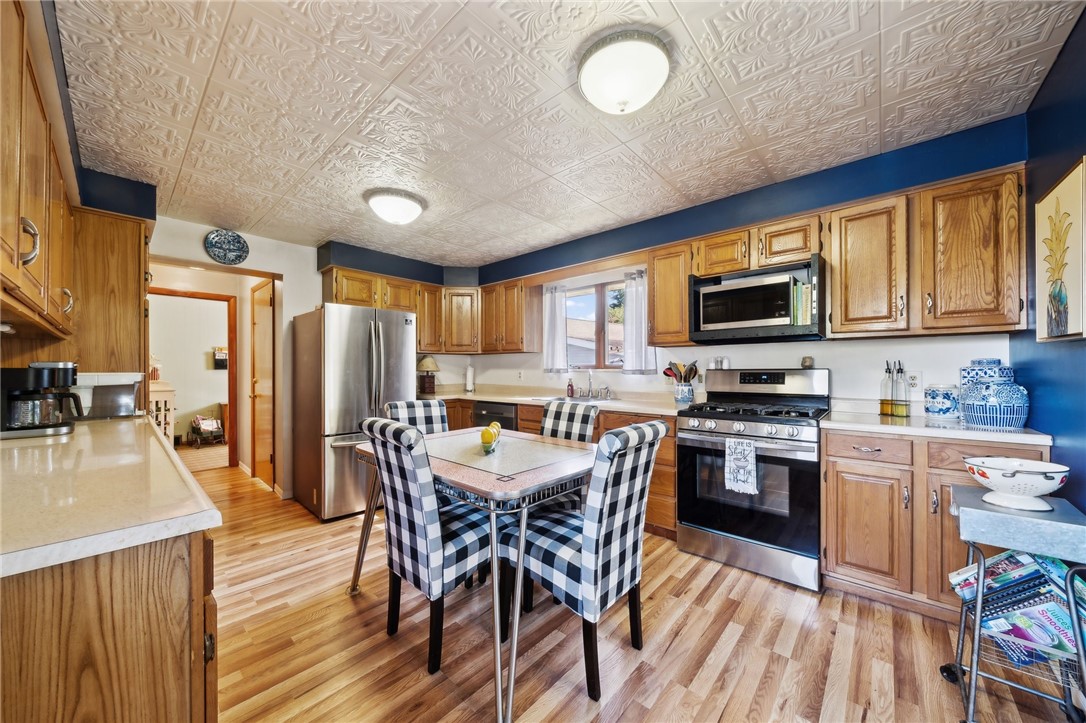 933 Braddock Rd