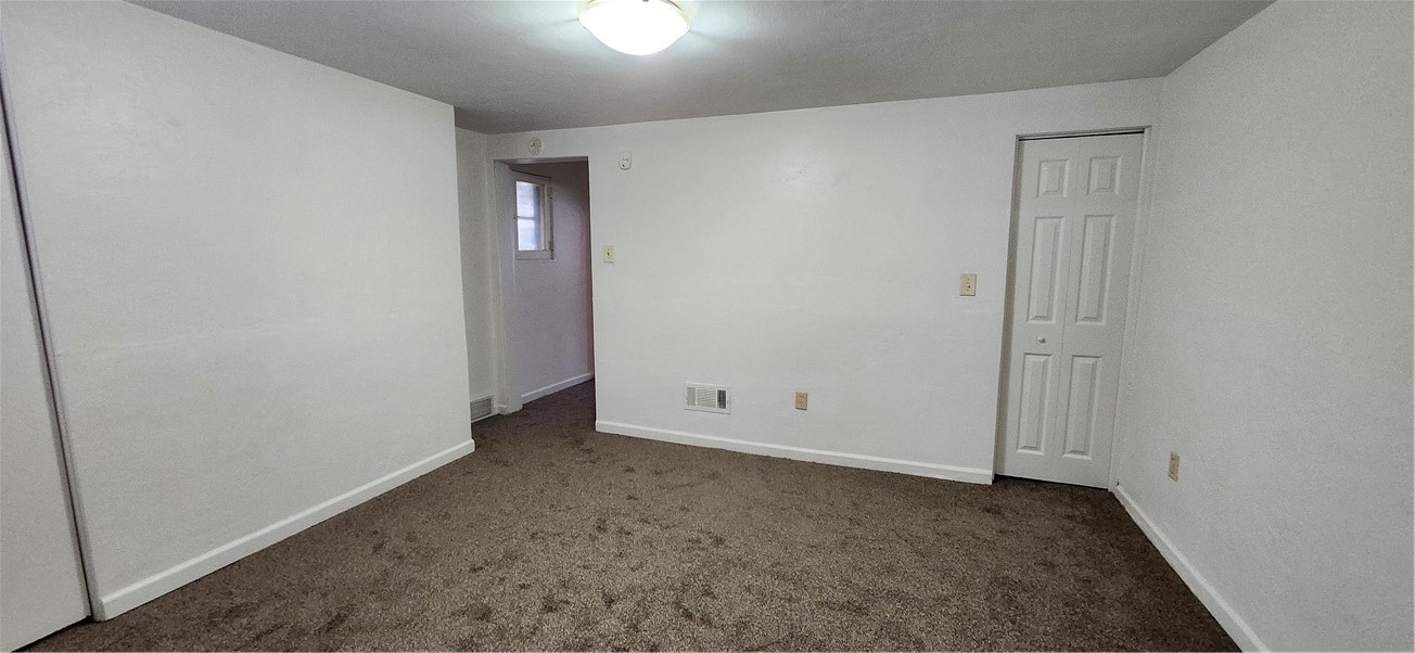 17 Sherman St
