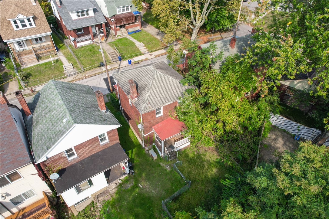 111 Maywood St