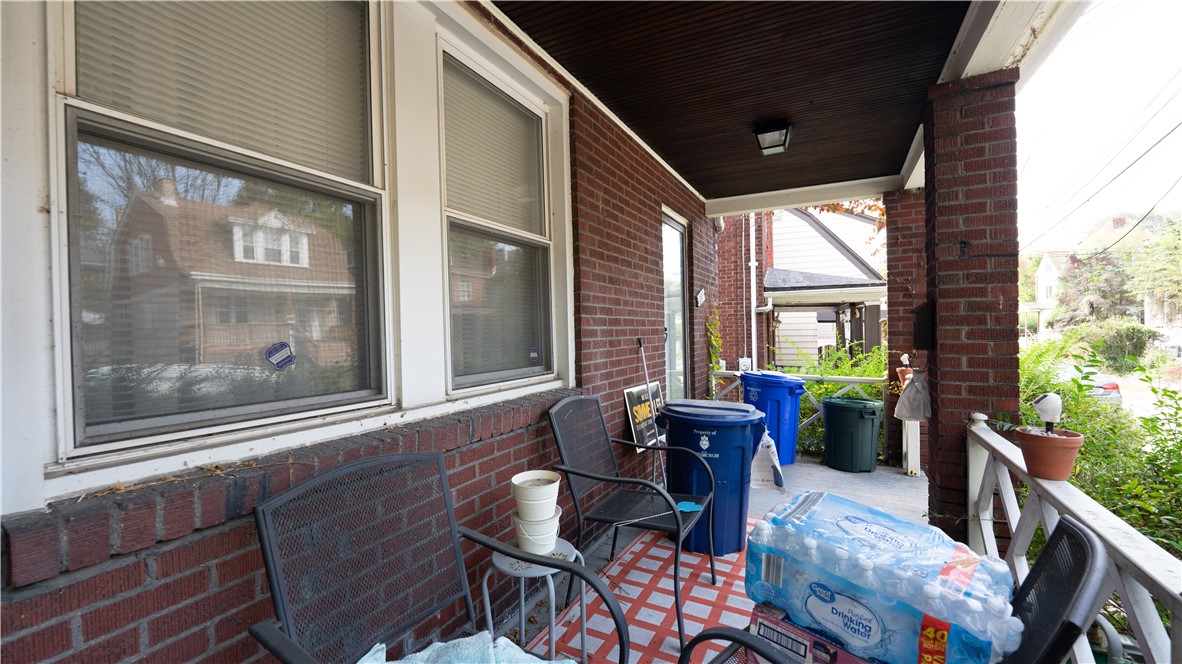 111 Maywood St